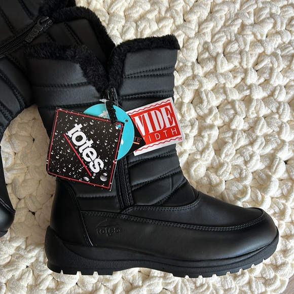 NWT Totes waterproof fur-lined boots - Picture 2 of 8